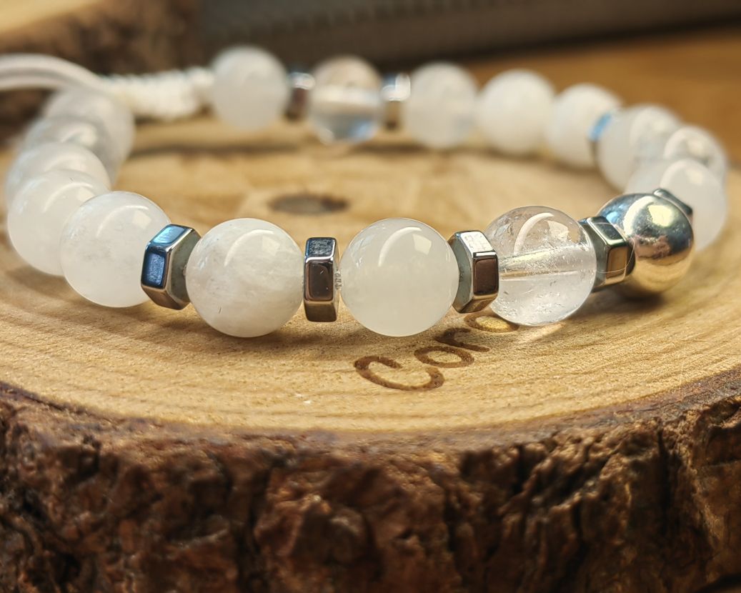 Esfera de plata .925 con cuarzo blanco. piedra luna con separadores de piedra hematita