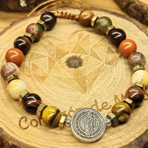 Medalla de San Judas en plata .925, bolitas de plata .925 con piedra ojo de tigre, ojo de buey, jaspe rojo, jaspe piccaso con separadores de piedra hematita